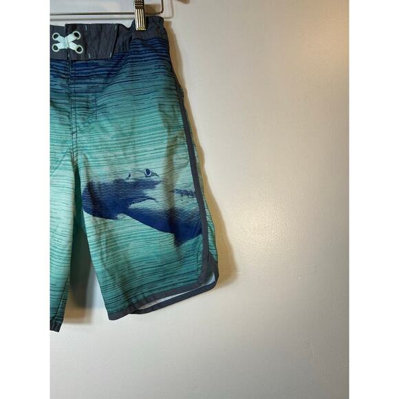 ART CLASS Boy’s Shark Adjustable Waist Swim Trunks / Size: 14 - Picture 7 of 10